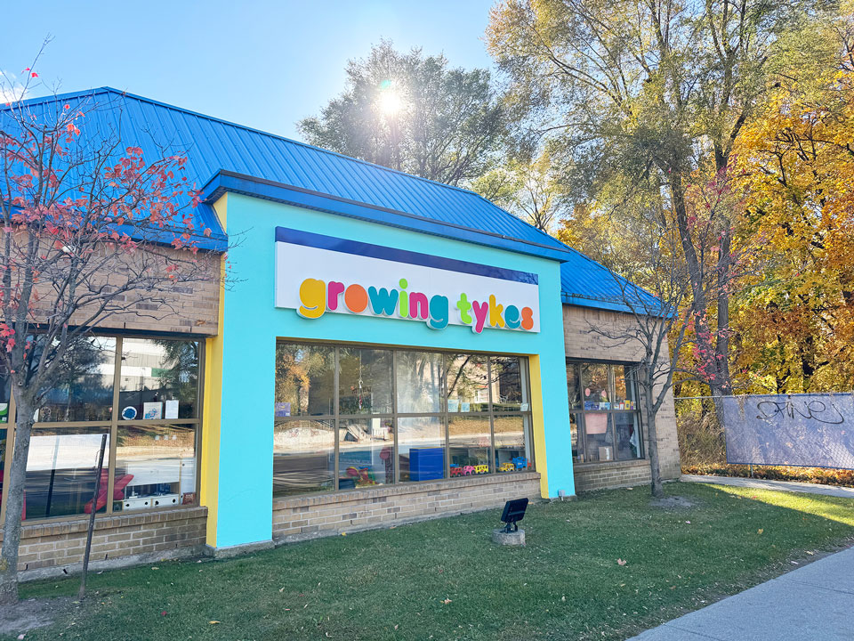 Navigating the Red Tape: Signage Permits and Regulations in Ontario maksign signage 7 navigating the red tape, signage permits and regulations in ontario gta,toronto ontario